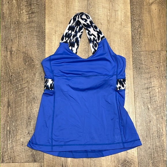 Lululemon Ikat Push Your Limits Tank w/animal print Cris-Cross straps - Blue💙 - Picture 2 of 7